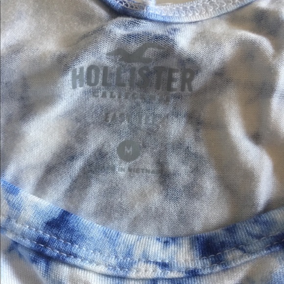 NWT Hollister Tie Dye Top Cut Out Back Size Medium - Picture 3 of 4